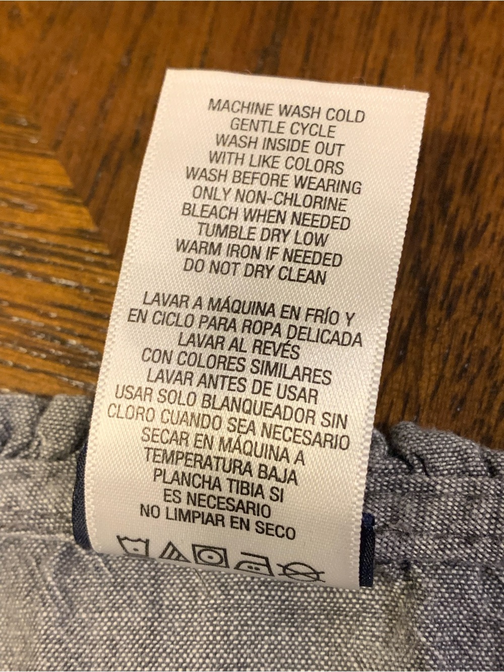 Basic Editions Sleeveless Ruffle Button-Down Top - Picture 5 of 5